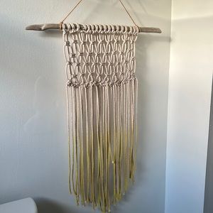 Macrame wall hanging